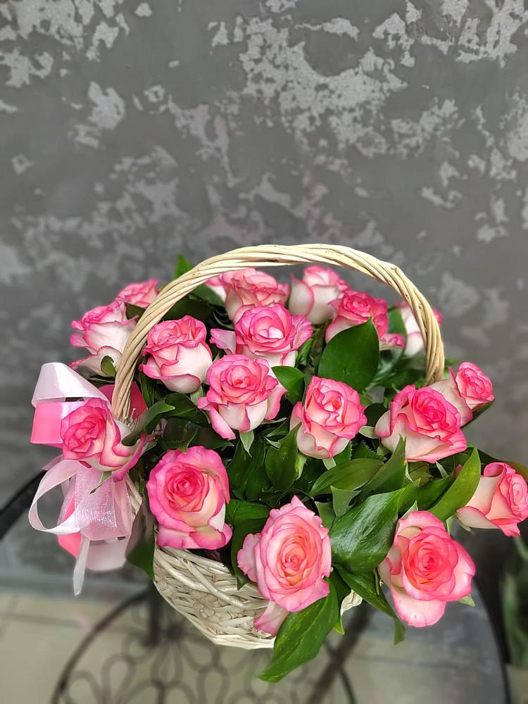 Цветочная композиция из Розы в корзине в Рыболово
