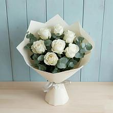 Букет Белые розы в Эвкалипте в Рыболово